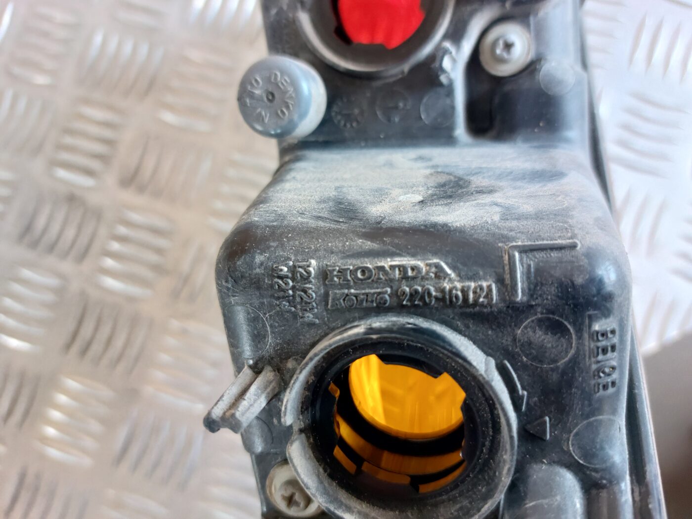 Aizmugurējais kreisais lukturis priekš HONDA CIVIC 2006