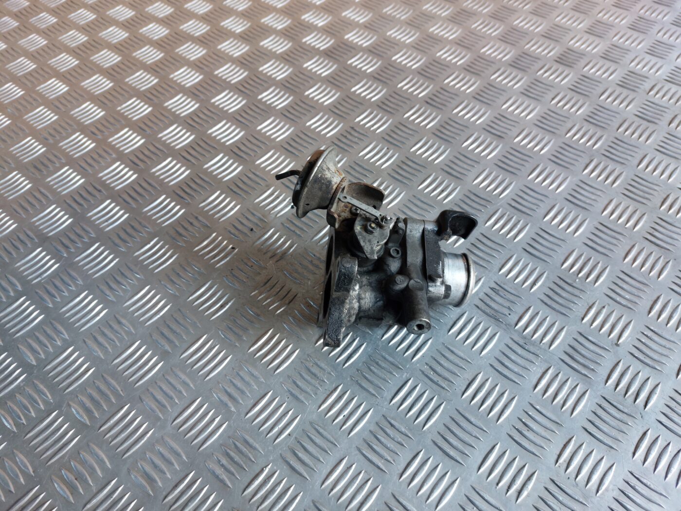 Droseļvārsts priekš HONDA CIVIC 2006 1 Droseļvārsts priekš HONDA CIVIC 2006