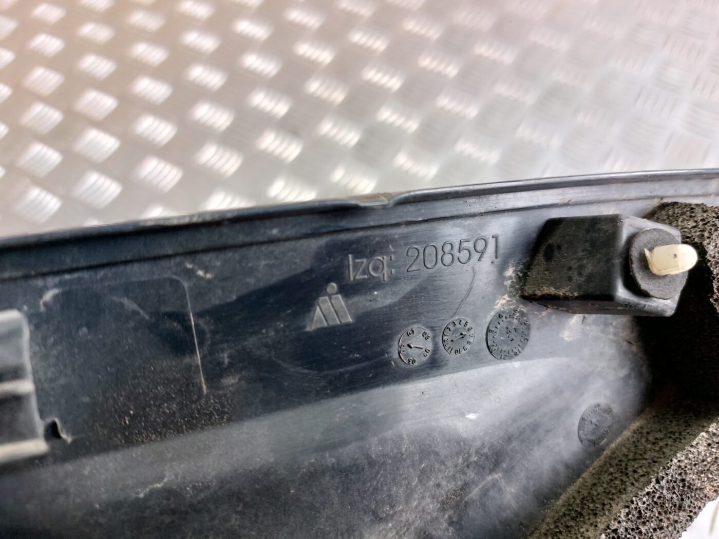 Priekšēja spārna uzlika/moldings priekš HONDA CIVIC 2006