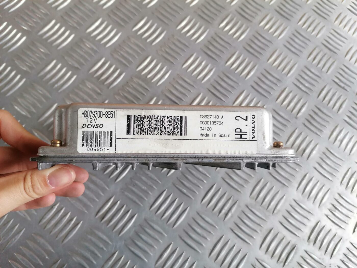 Dzinēja vadības bloks priekš VOLVO S80 2004 3 Dzinēja vadības bloks priekš VOLVO S80 2004