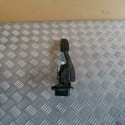 Gāzes pedālis priekš VOLVO S80 2004