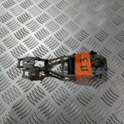 Durvju roktura iekšējais stiprinājums priekš VW JETTA 2008