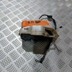 Aizmugurējo kreiso durvju slēdzene priekš VW JETTA 2008