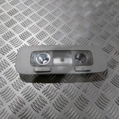 Aizmugurējo sēdvietu apgaismojums priekš VW JETTA 2008