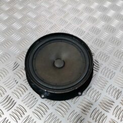 Durvju skaļrunis, apakšā priekš VW JETTA 2008