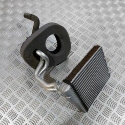 Apsildes sistēmas radiators priekš VW JETTA 2008