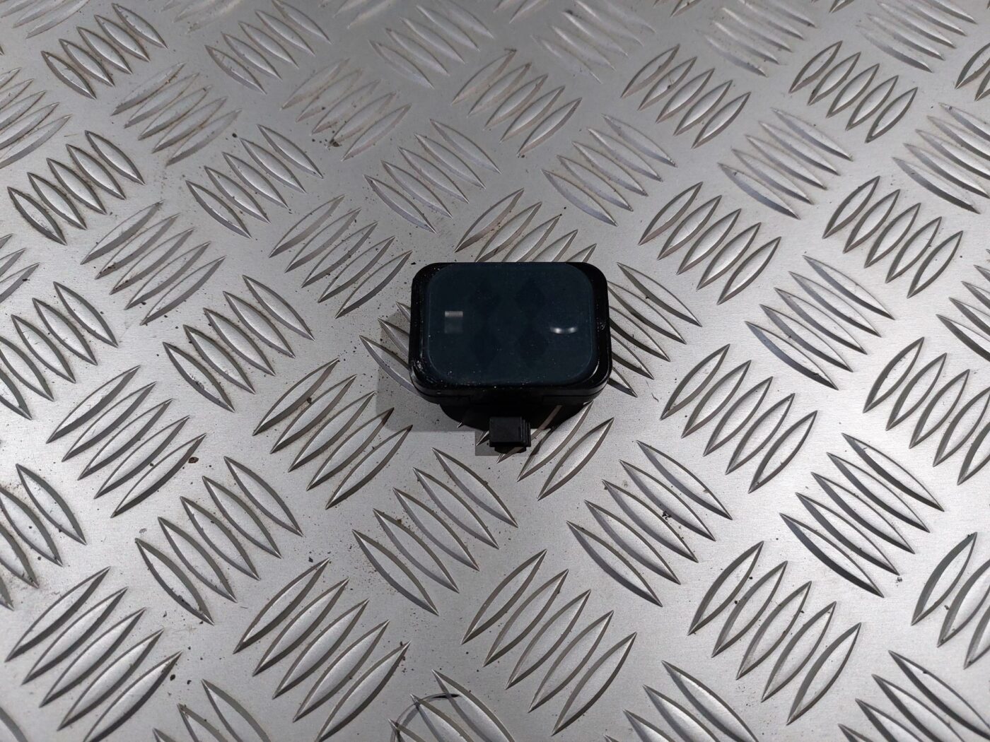 Lietus sensors priekš VW JETTA 2008 1 Lietus sensors priekš VW JETTA 2008