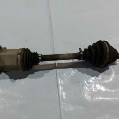 Pusass priekšējā kreisā priekš VW JETTA 2008