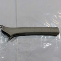 Priekšējas salona statnes apdare priekš VW JETTA 2008