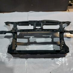 Priekšējā radiatora rāmis priekš VW JETTA 2008