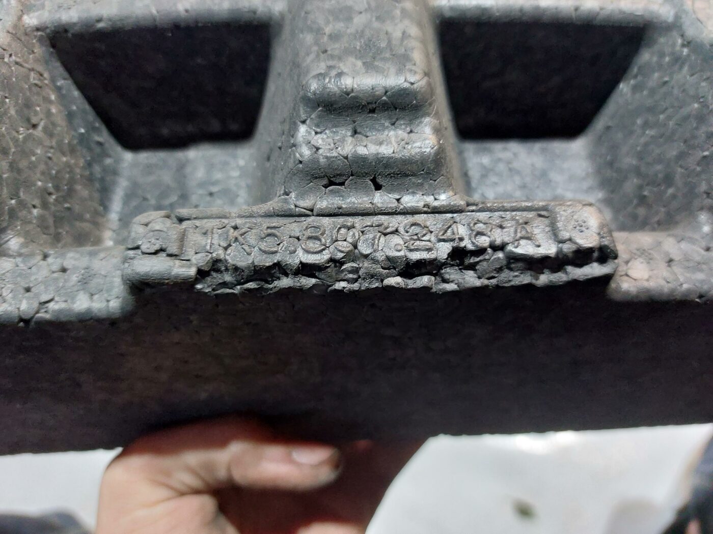 Priekšēja bufera putuplasts priekš VW JETTA 2008 3 Priekšēja bufera putuplasts priekš VW JETTA 2008