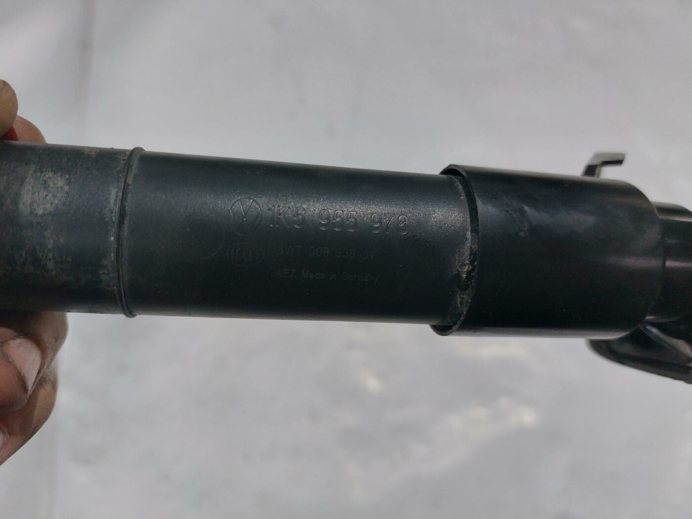 Lukturu mazgātāja sprausla priekš VW JETTA 2008