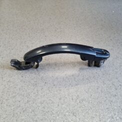 Priekšējāis labais durvju rokturis priekš VW JETTA 2008