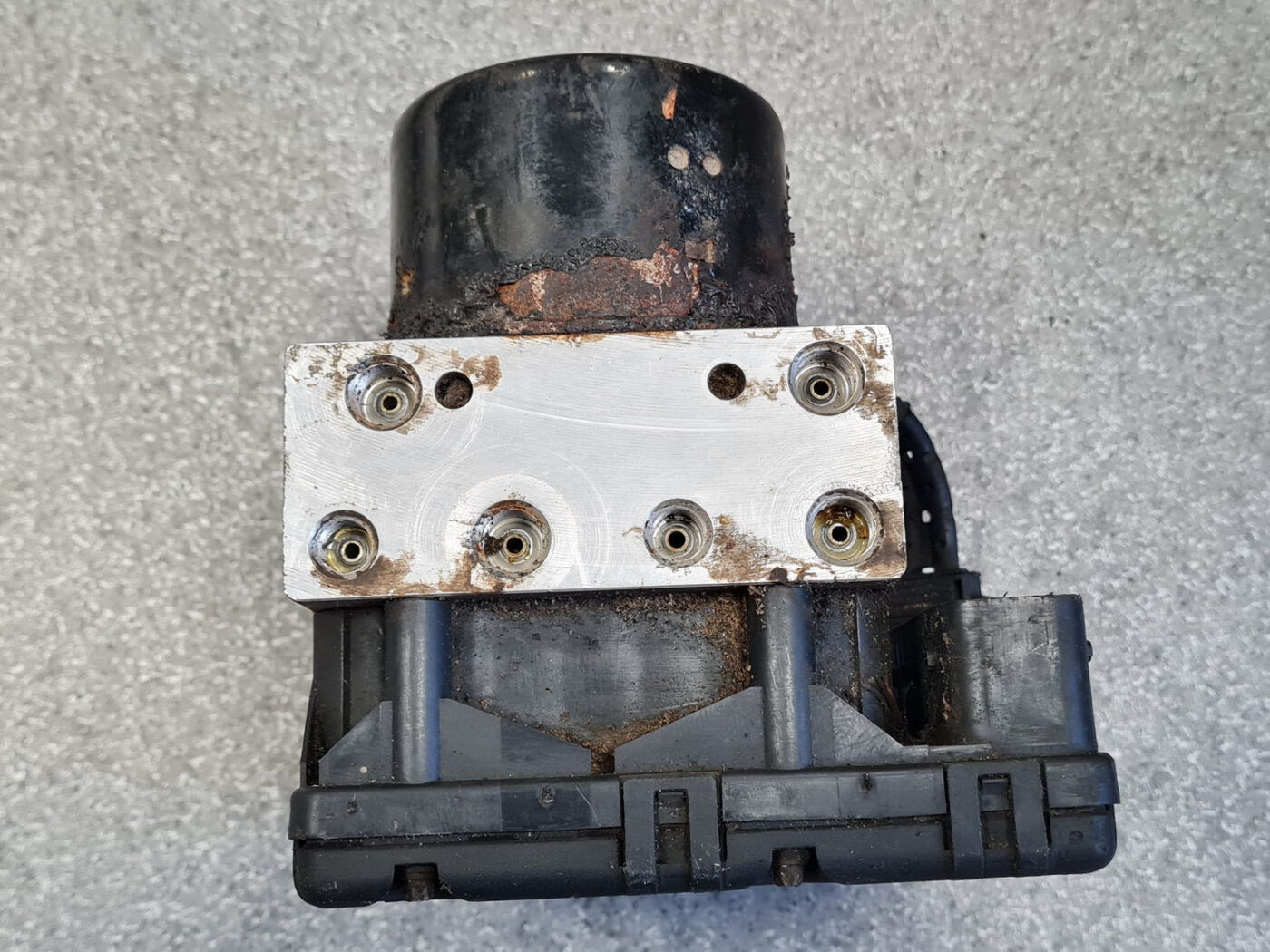 ABS bloks priekš CHRYSLER SEBRING 2006 7 ABS bloks priekš CHRYSLER SEBRING 2006