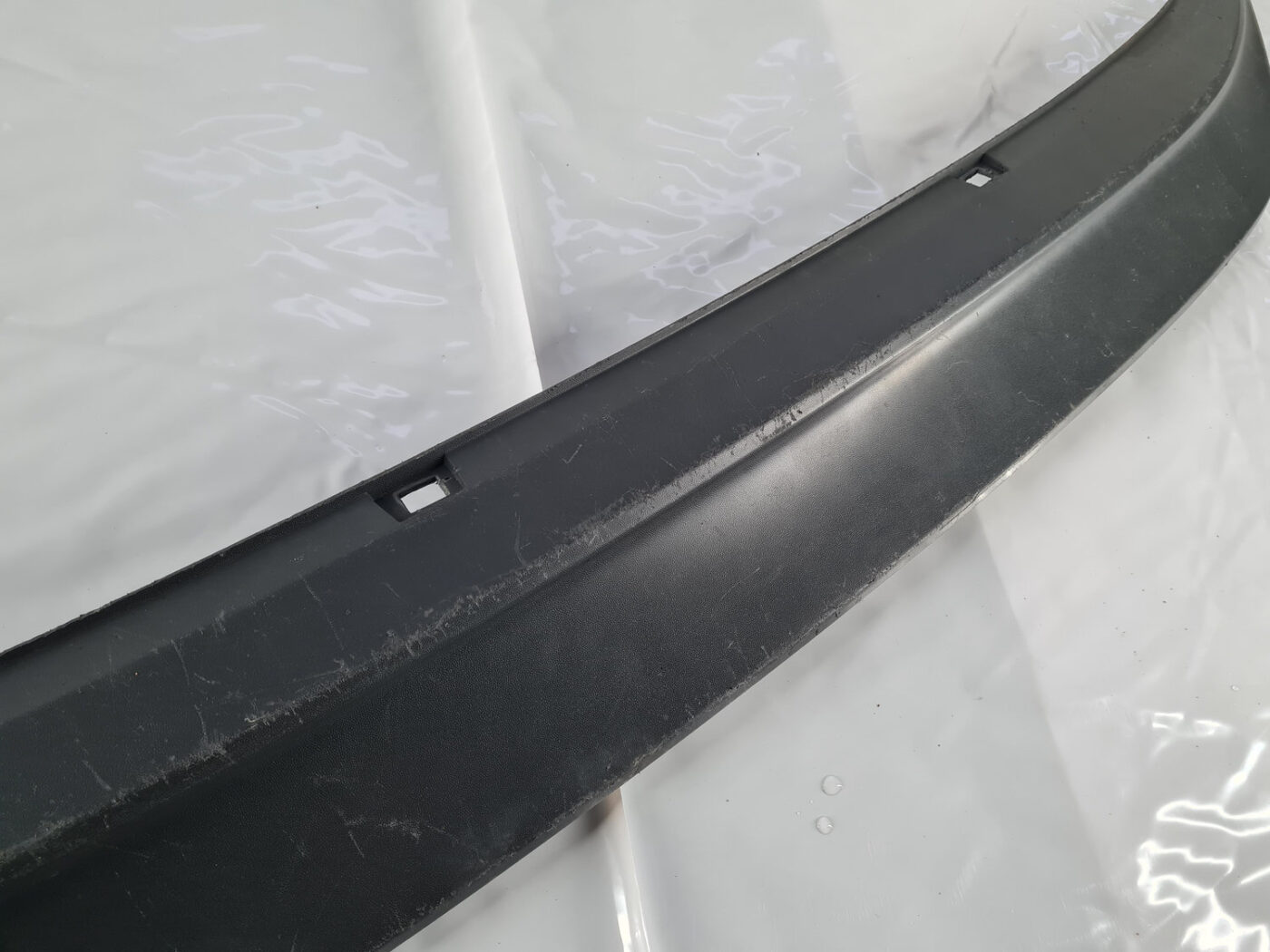 Aizmugurēja bufera uzlika priekš VW GOLF 2014 12 Aizmugurēja bufera uzlika priekš VW GOLF 2014