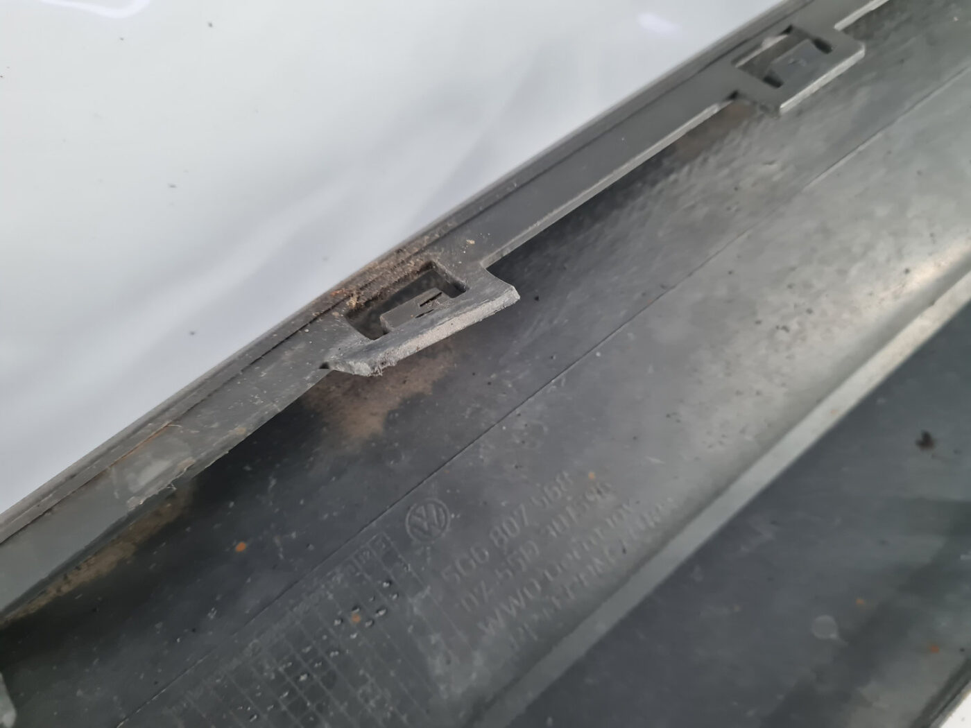 Aizmugurēja bufera uzlika priekš VW GOLF 2014 6 Aizmugurēja bufera uzlika priekš VW GOLF 2014