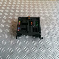 Drošinātāju bloks priekš FORD GALAXY 2005