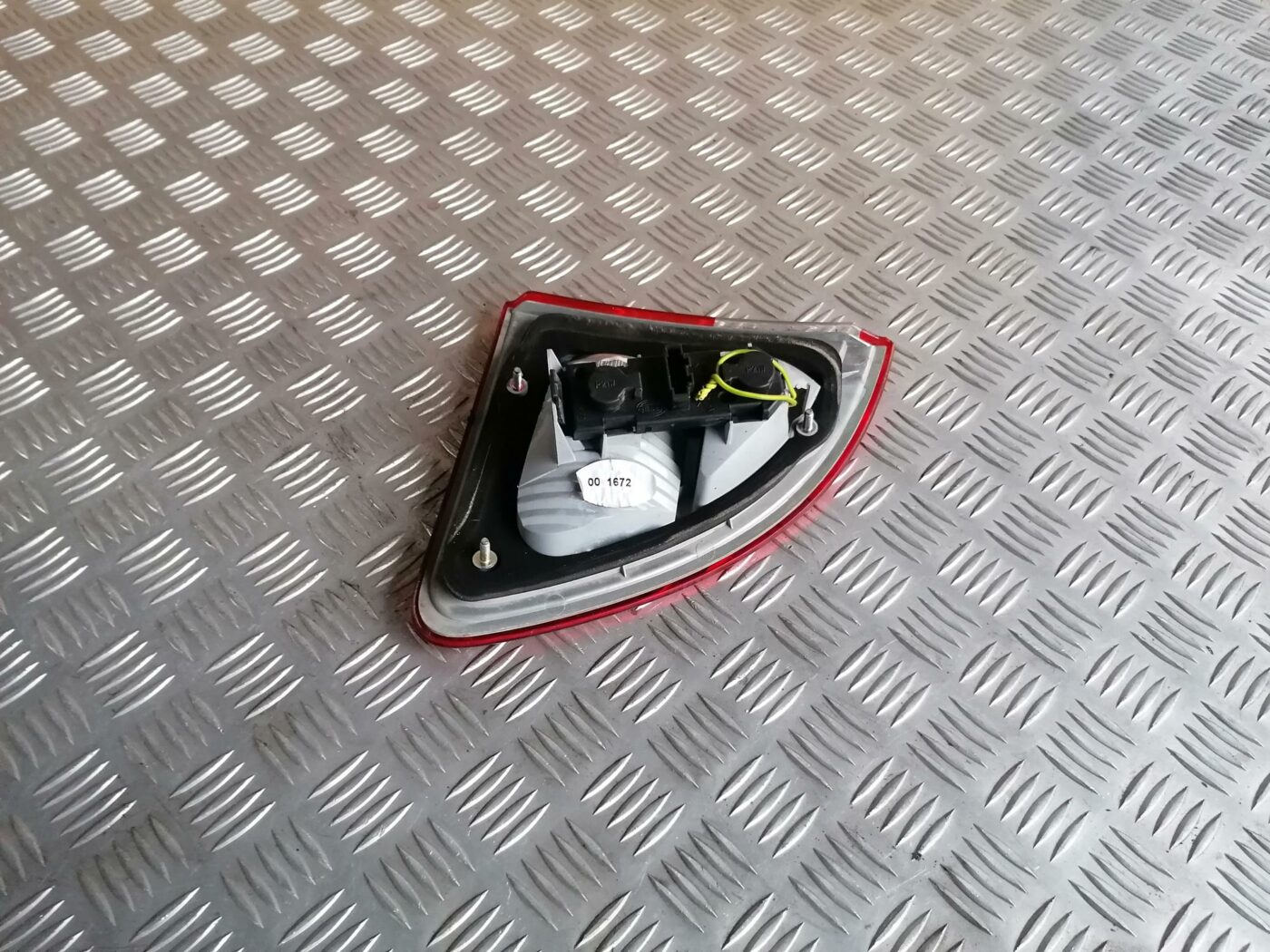 Bagāžnieka vāka labais lukturis priekš FORD GALAXY 2005