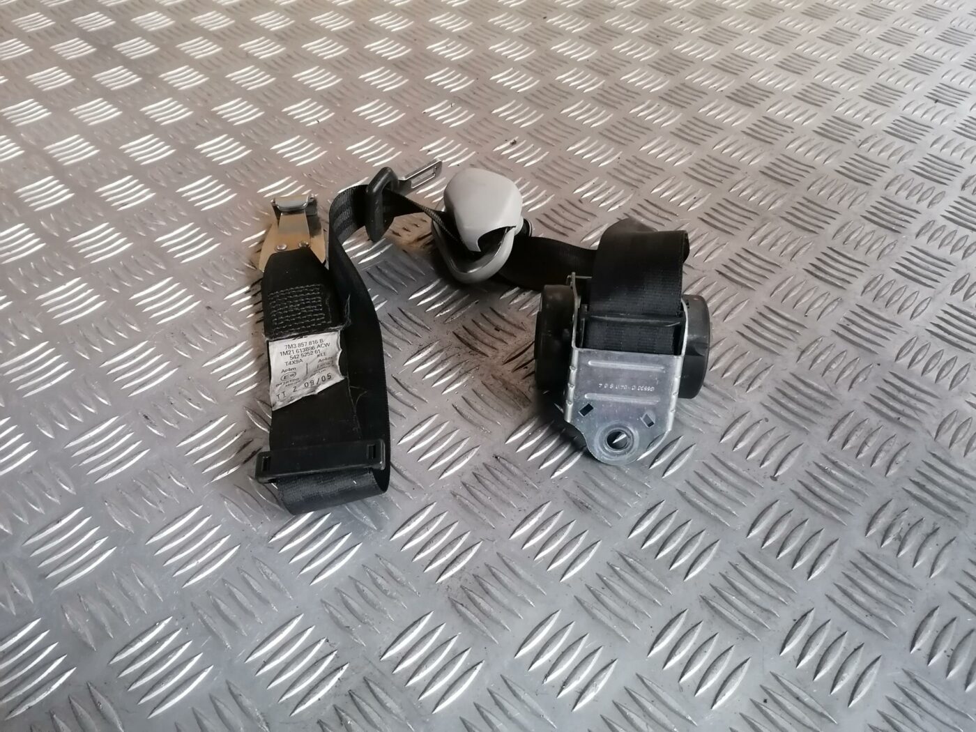 Aizmugurējā labā drošības josta priekš FORD GALAXY 2005