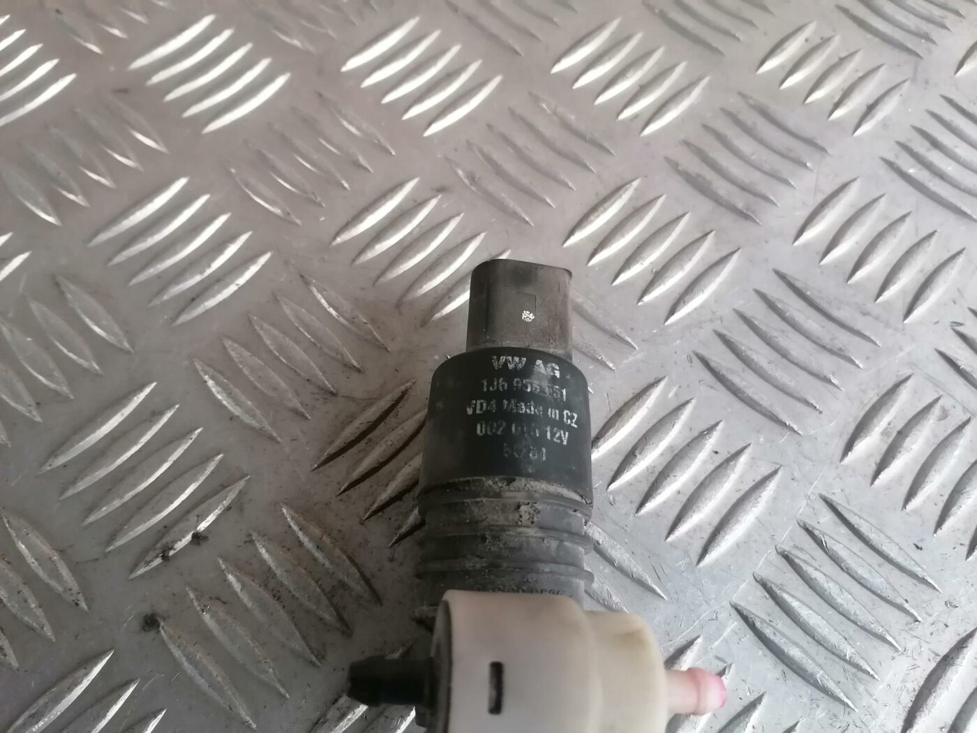 Mazgātāja šķidruma sūknis priekš FORD GALAXY 2005 3 Mazgātāja šķidruma sūknis priekš FORD GALAXY 2005