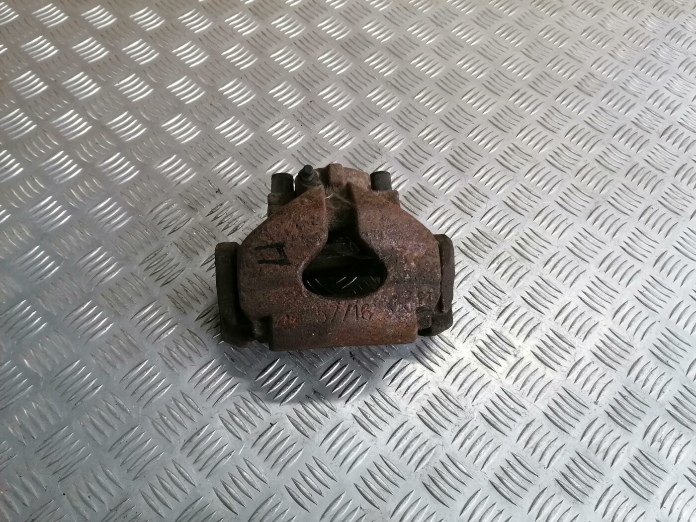 Priekšējais labais suports priekš FORD GALAXY 2005 1 Priekšējais labais suports priekš FORD GALAXY 2005