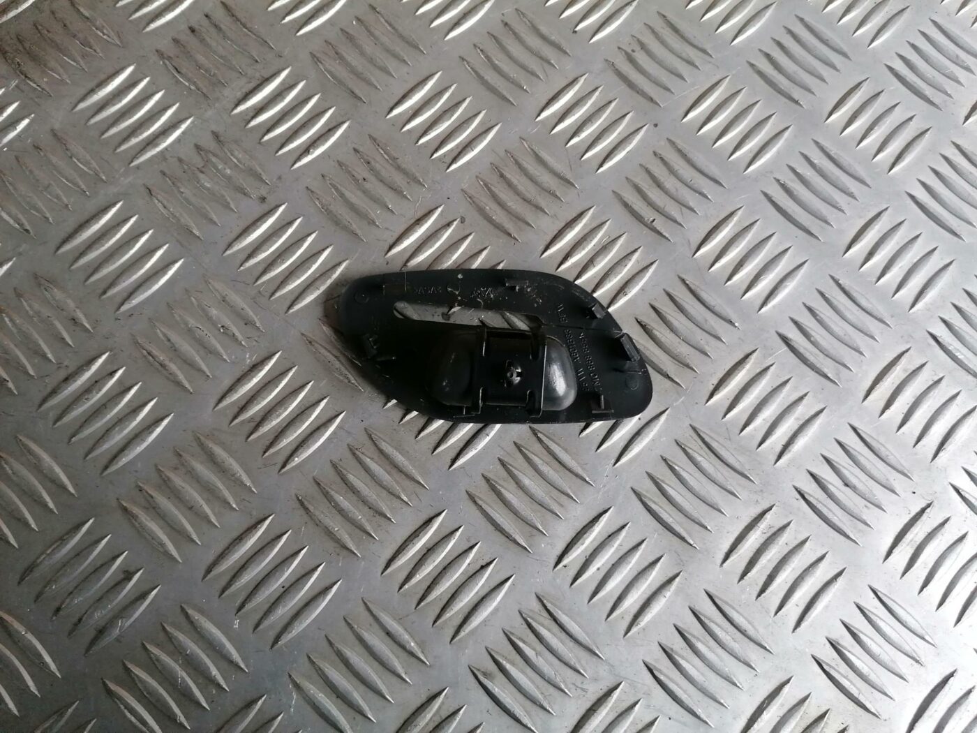 Vidējas salona statnes apdare priekš FORD GALAXY 2005