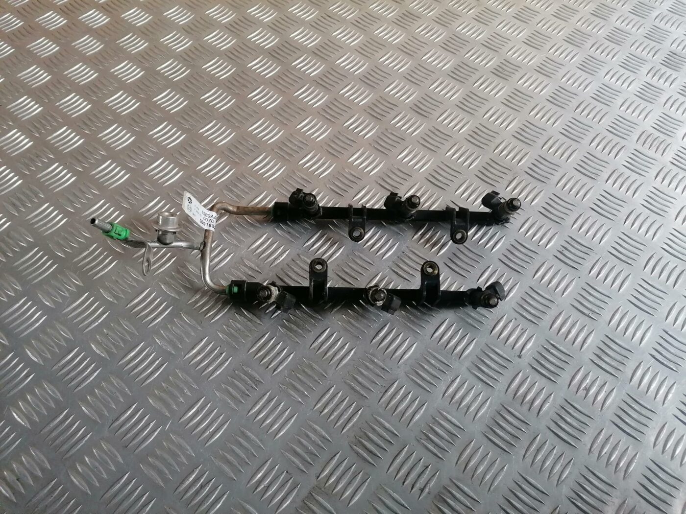 Degvielas sadales caurule priekš CHRYSLER SEBRING 2006