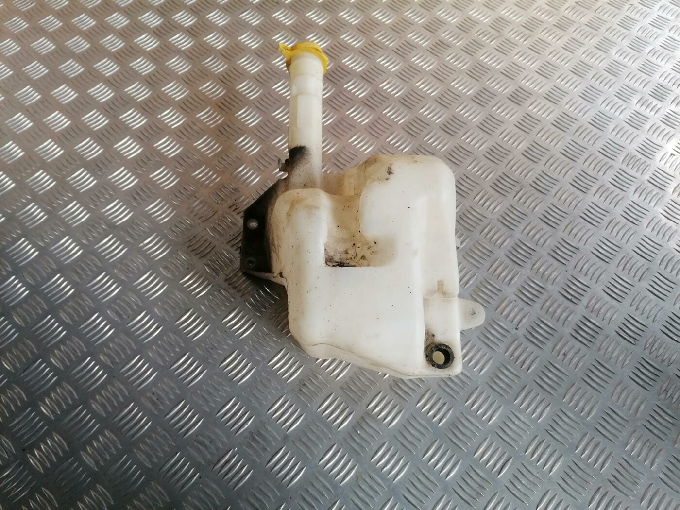 Mazgātāja šķidruma tvertne priekš CHRYSLER SEBRING 2006