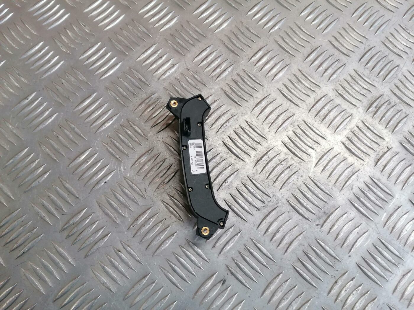 Stūres poga priekš BMW 530D E39 2001 TOURING 2 Stūres poga priekš BMW 530D E39 2001 TOURING