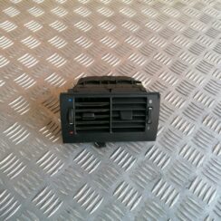 Centrālās konsoles gaisa vads priekš BMW 530D E39 2001 TOURING