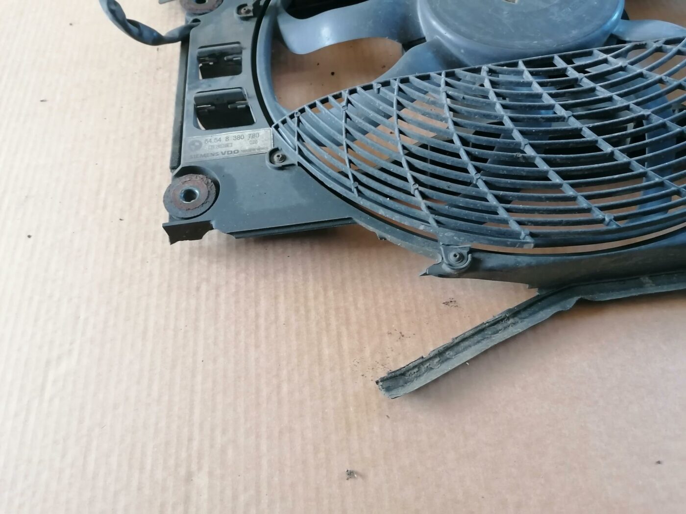 Dzesēšanas radiatora ventilators priekš BMW 530D E39 2001 TOURING