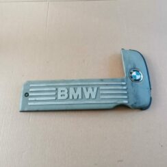 Dzinēja dekoratīva vāka daļa priekš BMW 530D E39 2001 TOURING