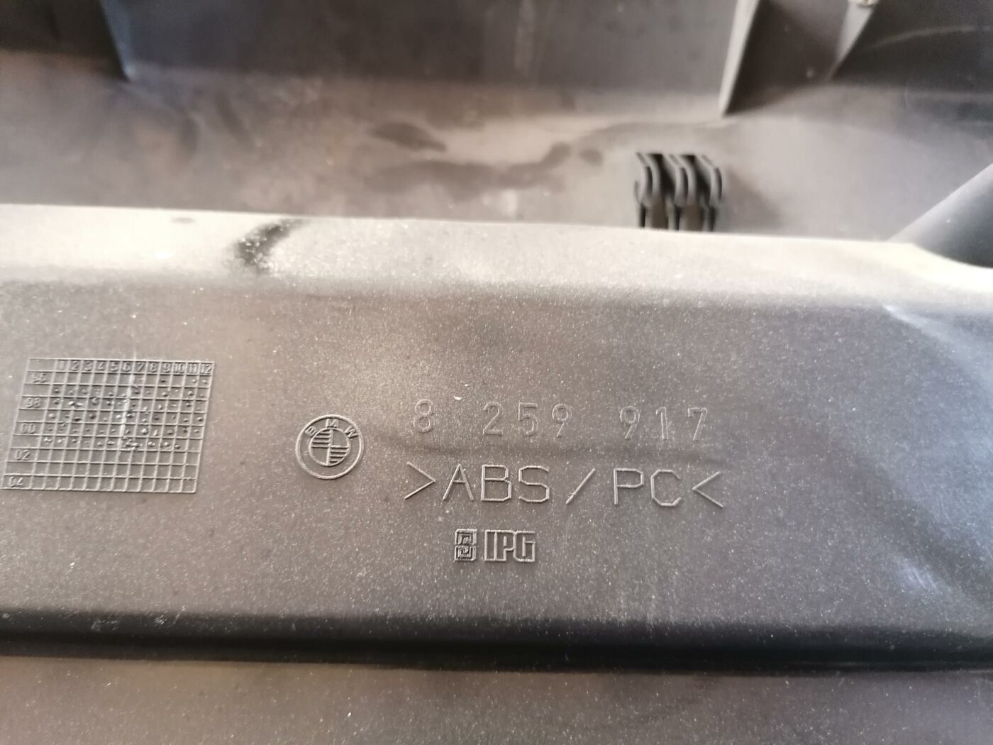 Bagāžnieka vāka liela apdare priekš BMW 530D E39 2001 TOURING 4 Bagāžnieka vāka liela apdare priekš BMW 530D E39 2001 TOURING