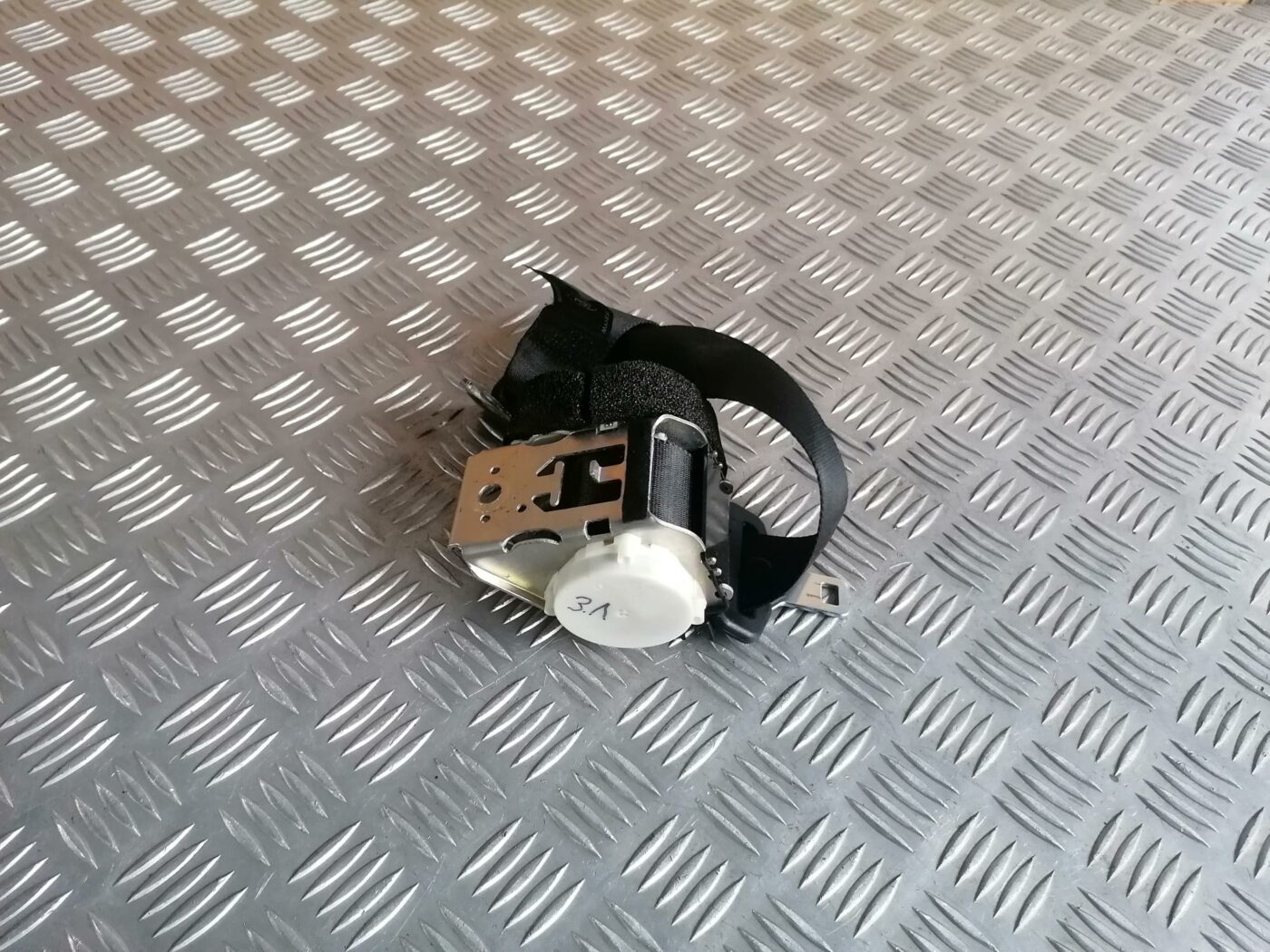 Aizmugurējā kreisa drošības josta priekš FORD MONDEO 2007