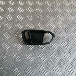 Durvju rokturu apdares uzlika (salonā) priekš FORD MONDEO 2007