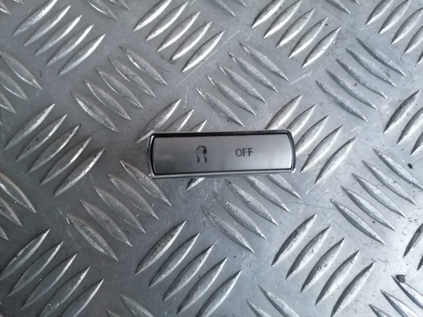 ESP poga priekš FORD MONDEO 2007 1 ESP poga priekš FORD MONDEO 2007