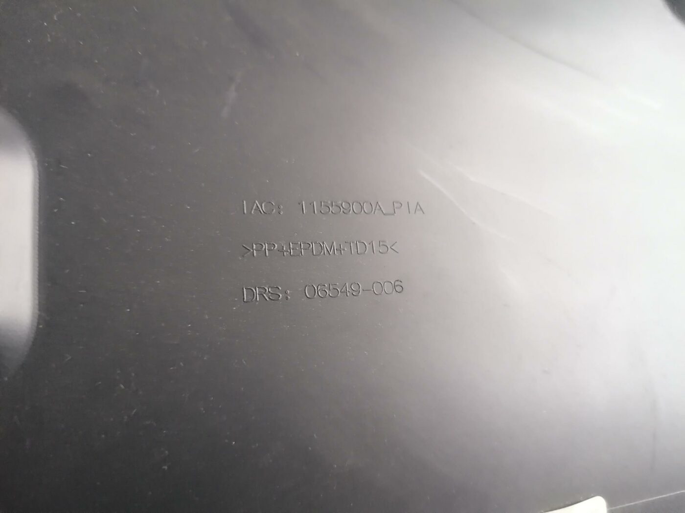 Mantu glabāšanas nodalījums pasažiera pusē priekš FORD MONDEO 2007 3 Mantu glabāšanas nodalījums pasažiera pusē priekš FORD MONDEO 2007