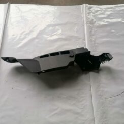 Aizmugures plaukta turētājs priekš FORD MONDEO 2007