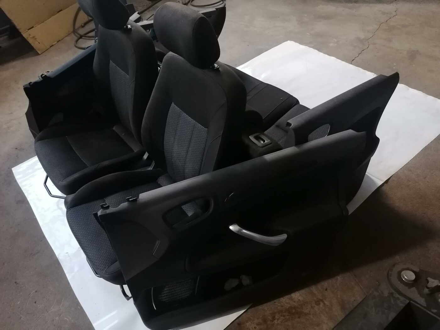 Sēdekļu komplekts priekš FORD MONDEO 2007 3 Sēdekļu komplekts priekš FORD MONDEO 2007