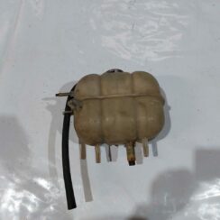 Dzesēšanas šķidruma tvertne priekš CHRYSLER VOYAGER 2006