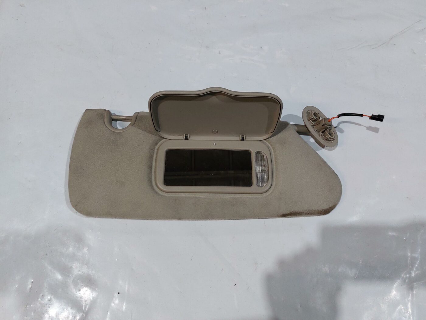 Saules aizsargs priekš CHRYSLER VOYAGER 2006 2 Saules aizsargs priekš CHRYSLER VOYAGER 2006