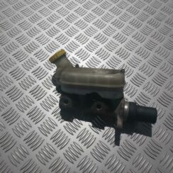 Bremžu pastiprinātāja galvenais cilindrs priekš CHRYSLER VOYAGER 2006