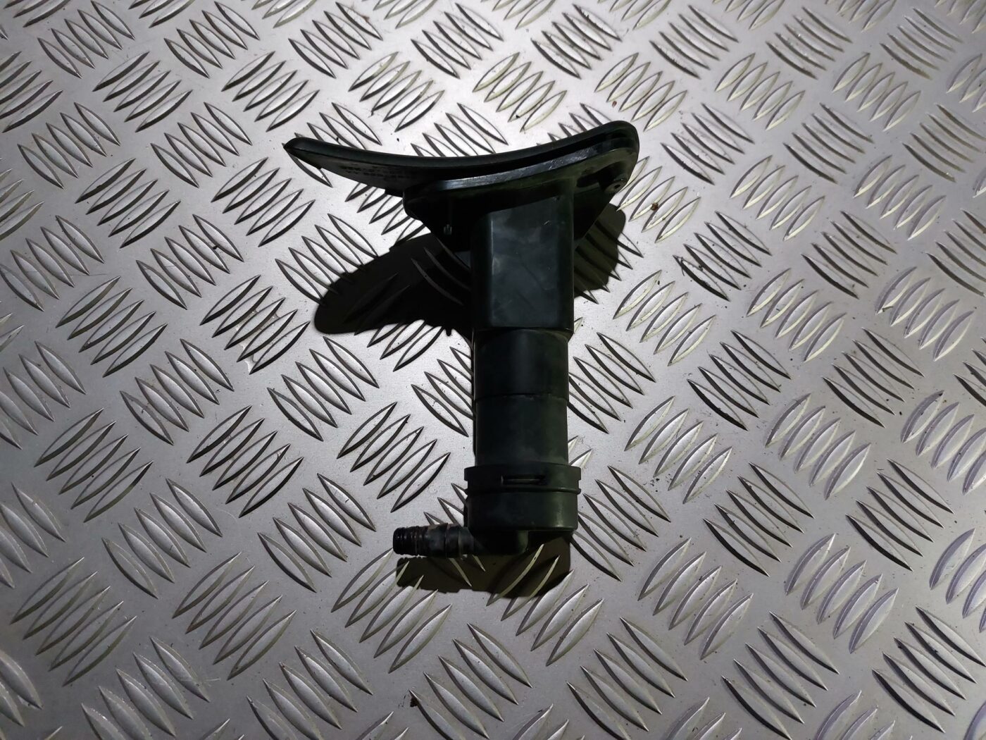 Lukturu mazgātāja sprausla priekš CHRYSLER VOYAGER 2006