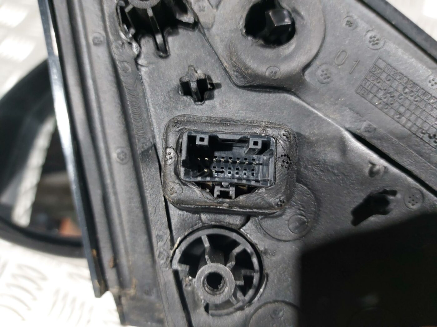 Ārējais spogulis, pa kreisi priekš RENAULT LAGUNA 2011