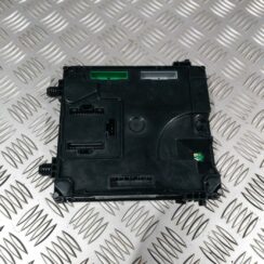 Komforta vadības bloks priekš RENAULT LAGUNA 2011