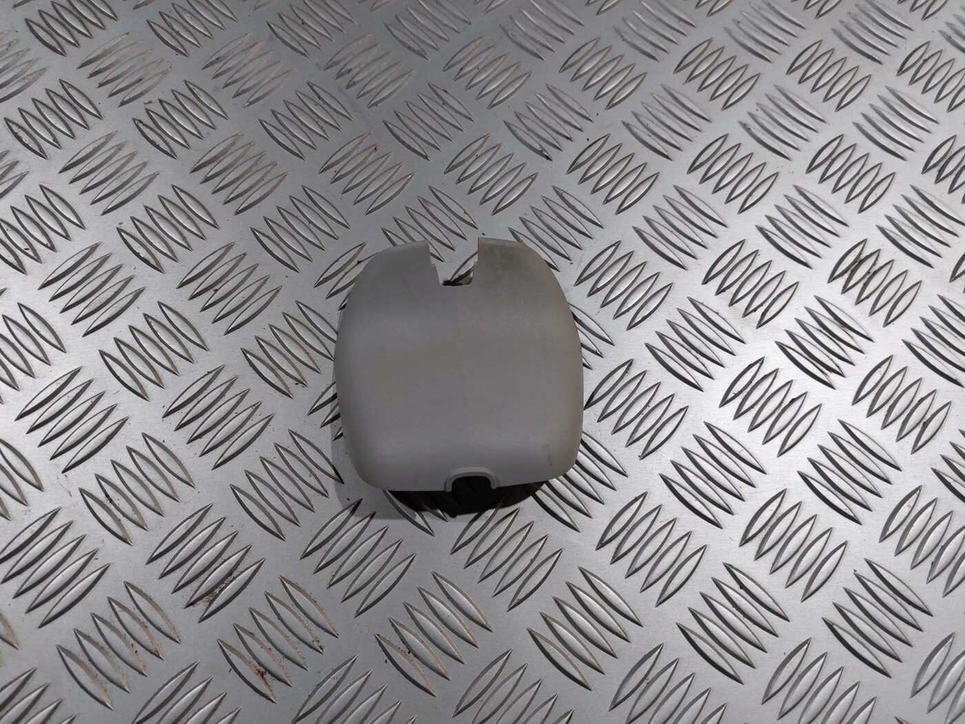 Atpakaļskata spoguļa apdare (salonā) priekš RENAULT LAGUNA 2011 1 Atpakaļskata spoguļa apdare (salonā) priekš RENAULT LAGUNA 2011