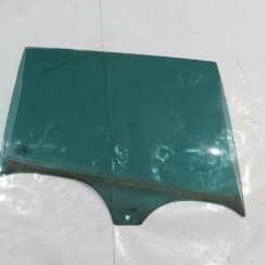 Aizmugurējo labo durvju stikls priekš RENAULT LAGUNA 2011