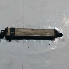 Interkūleris priekš RENAULT LAGUNA 2011