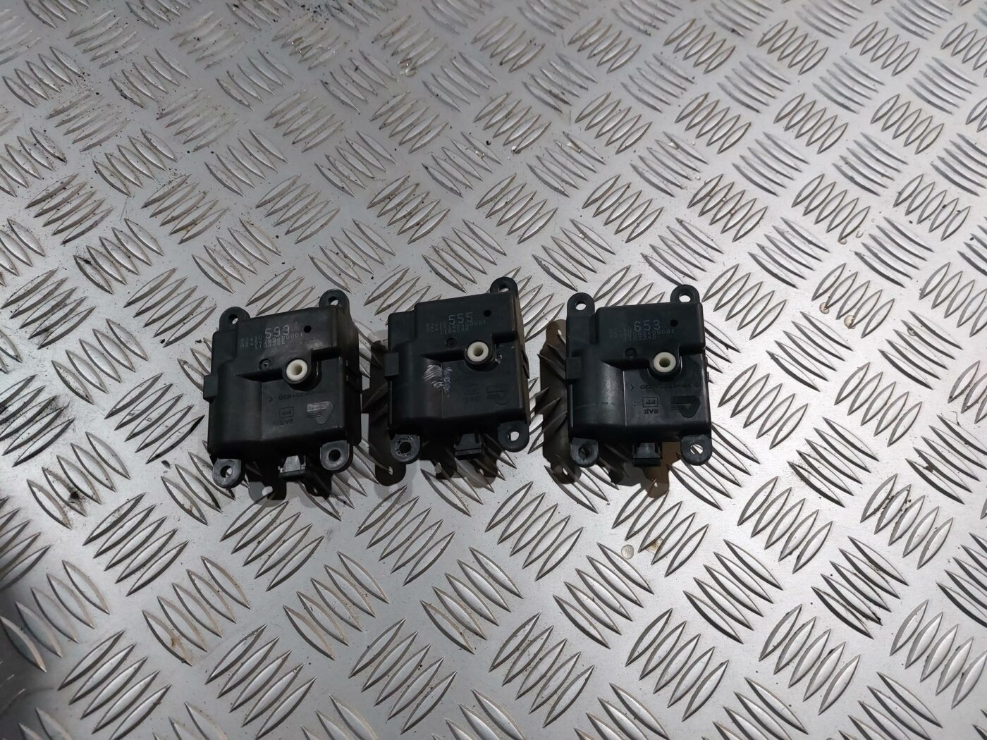 Apsildes sistēmas aktuators priekš RENAULT LAGUNA 2011 1 Apsildes sistēmas aktuators priekš RENAULT LAGUNA 2011