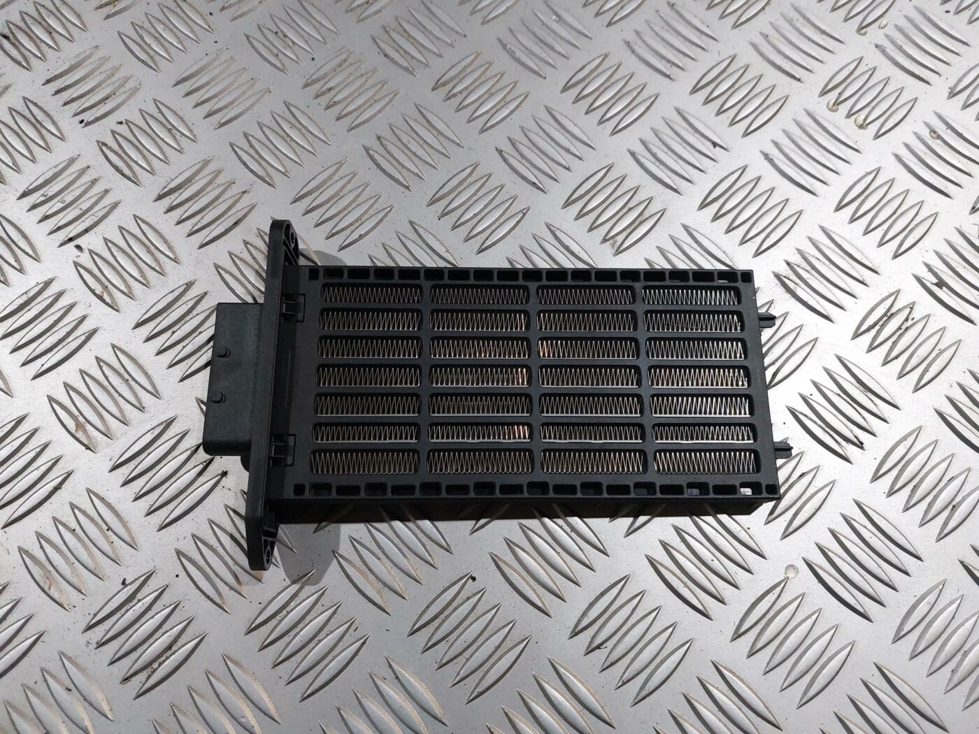 Papildus autonoma elektriskais sildītājs priekš RENAULT LAGUNA 2011